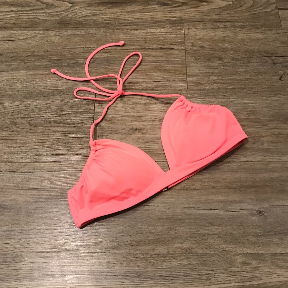 Victoria’s Secret bikini top